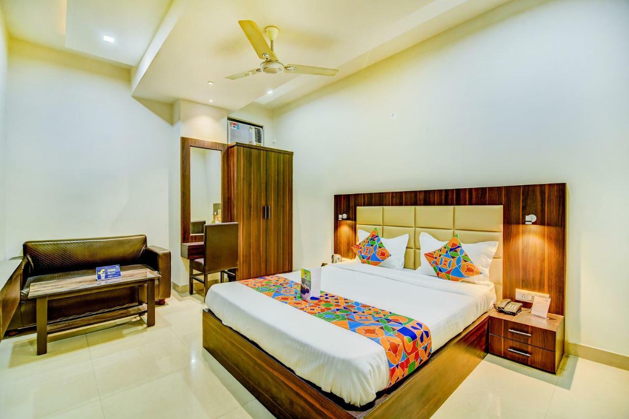 Fabhotel Solitaire Inn Kanpur Exterior photo